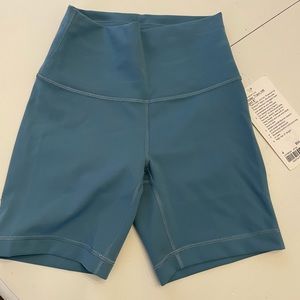 NWT Lululemon Wunder Train High-Rise Short 6" - size 4 in Utility Blue